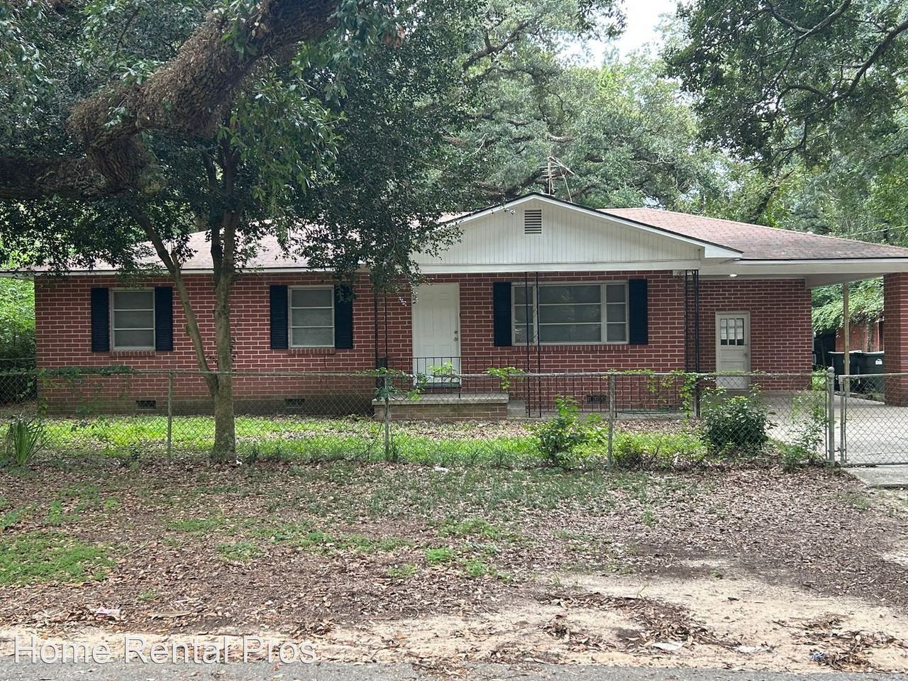 1010 Cary Memorial Dr - Photo 2 of 18