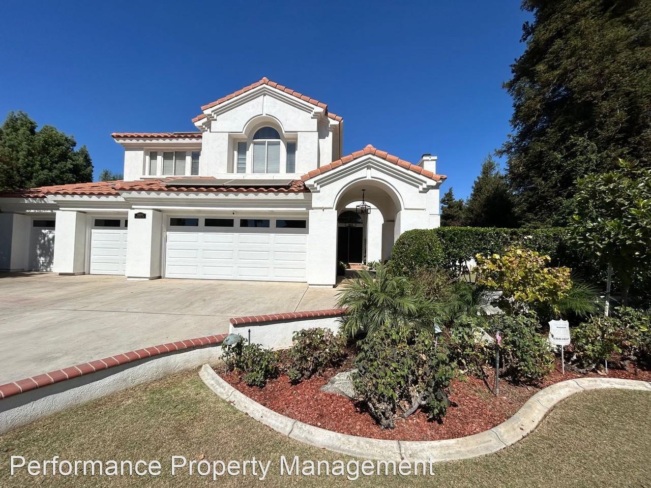 10900 Rockridge Way - Photo 2 of 17