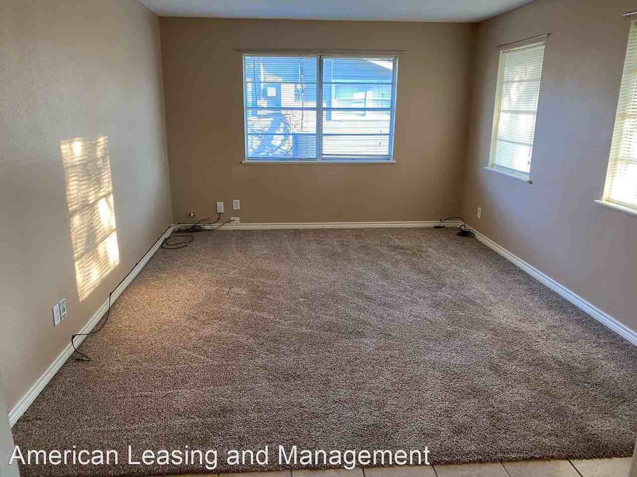 3901 Beverly Ave - Photo 3 of 12
