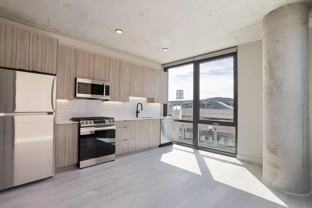 4621 N Broadway St #509 - Photo 1 of 1