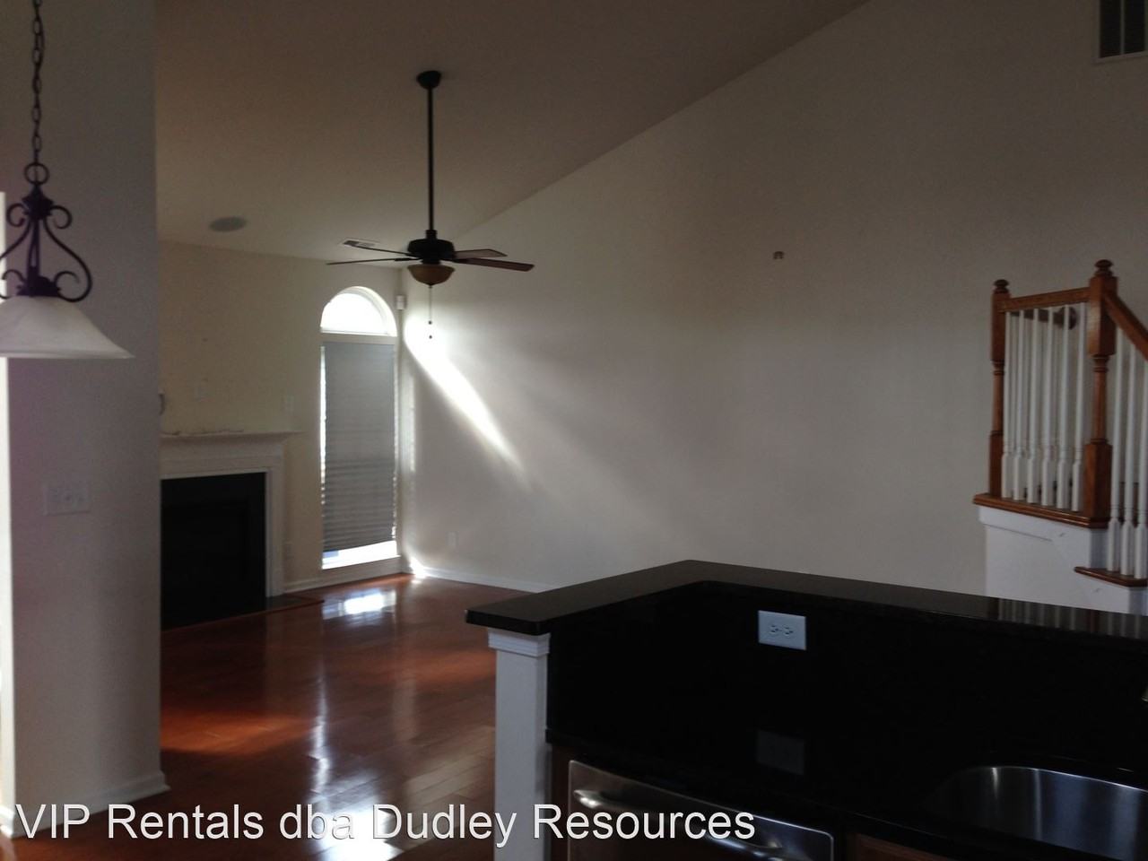 5694 Hogan Bridge Dr - Photo 3 of 26