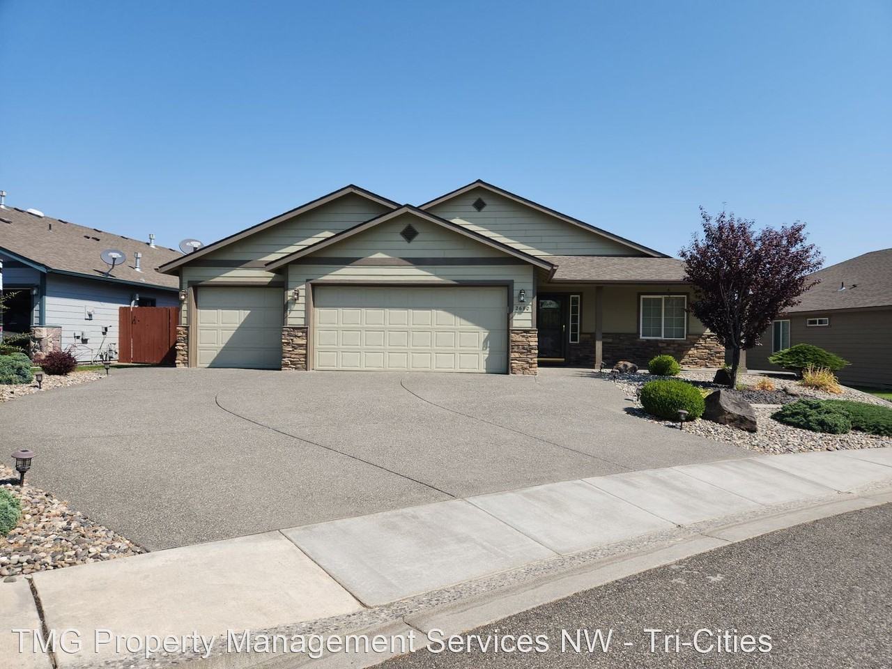 2680 Sandpiper Loop - Photo 3 of 36