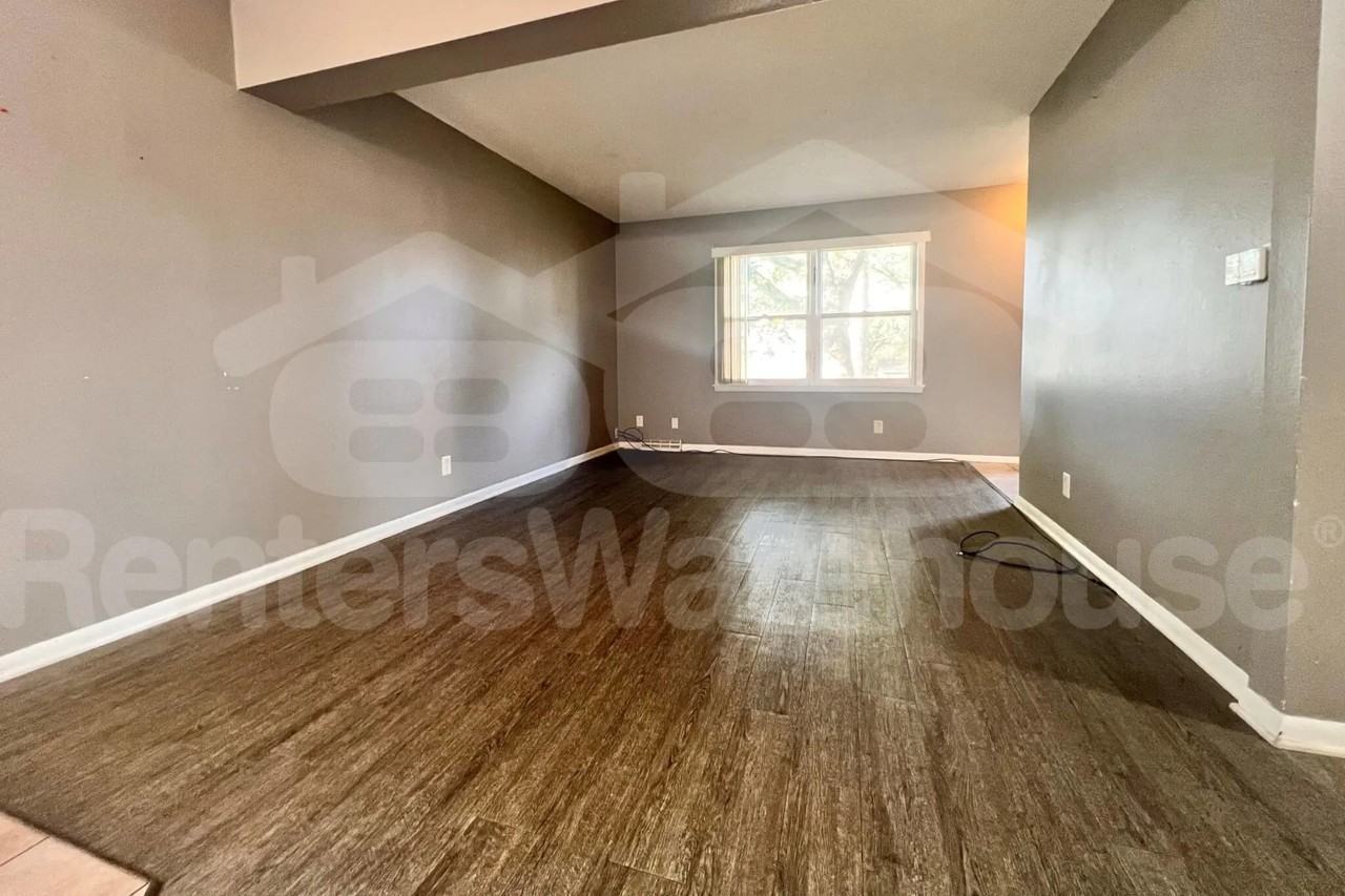 1218 Payton Ave - Photo 2 of 18