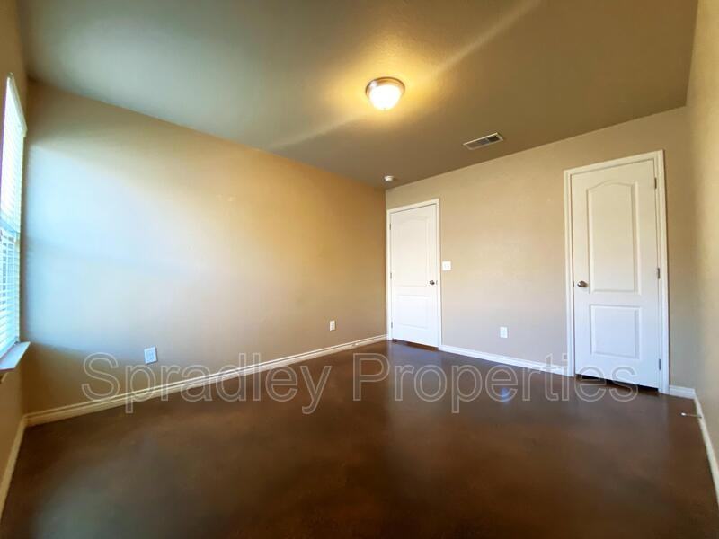 4832A Deep Dr - Photo 4 of 9