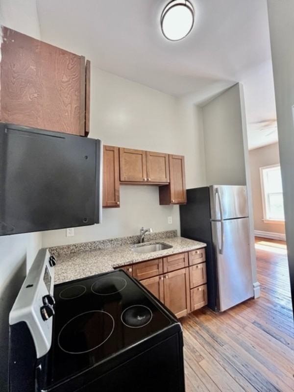 2807 Miami St - Photo 7 of 25