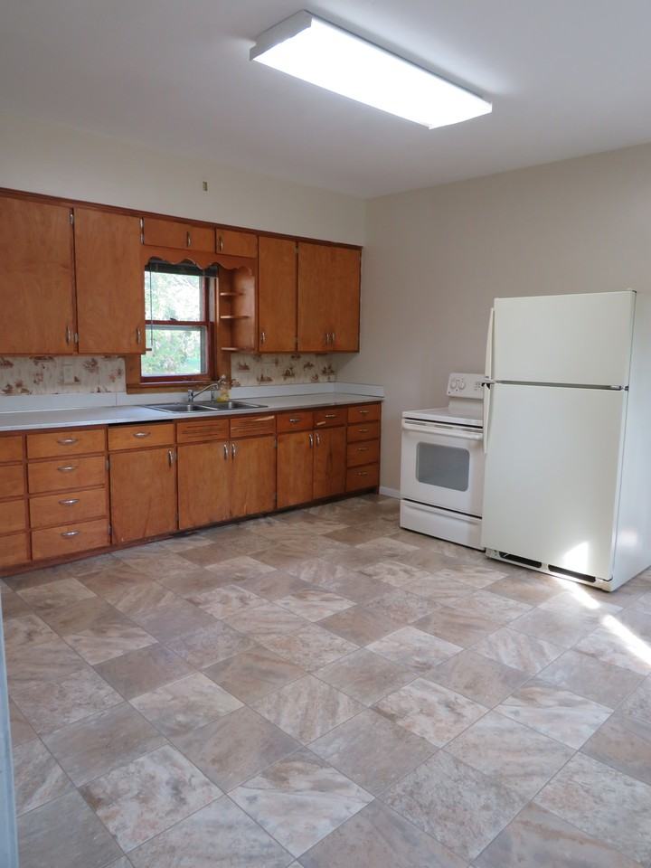 408 S State St - Photo 2 of 9