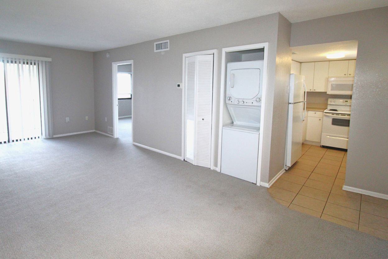 5310 26th St W #405 - Photo 3 of 14
