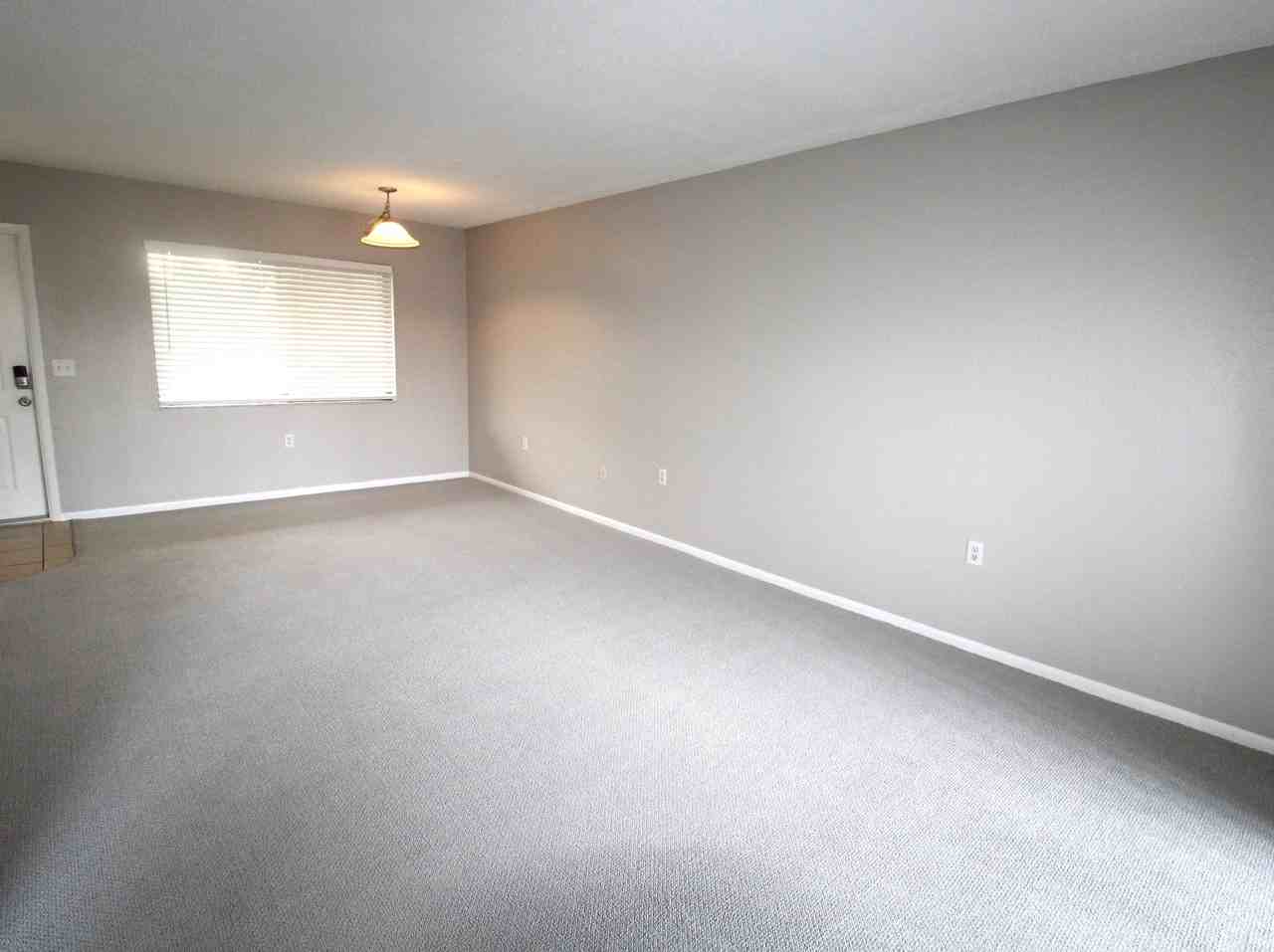 5310 26th St W #405 - Photo 4 of 14