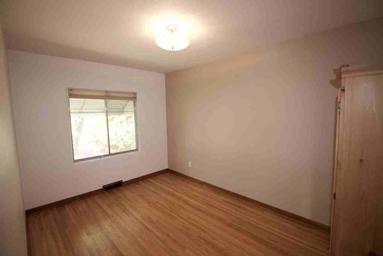 10922 75 Ave Nw Uppr - Photo 5 of 23