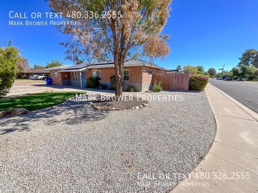 5627 N 14th Dr - Photo 3 of 50