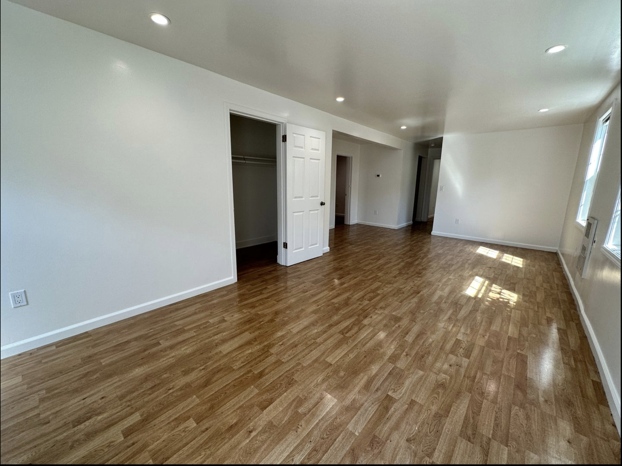 1039 Channing Way #1039 1/2 - Photo 5 of 14