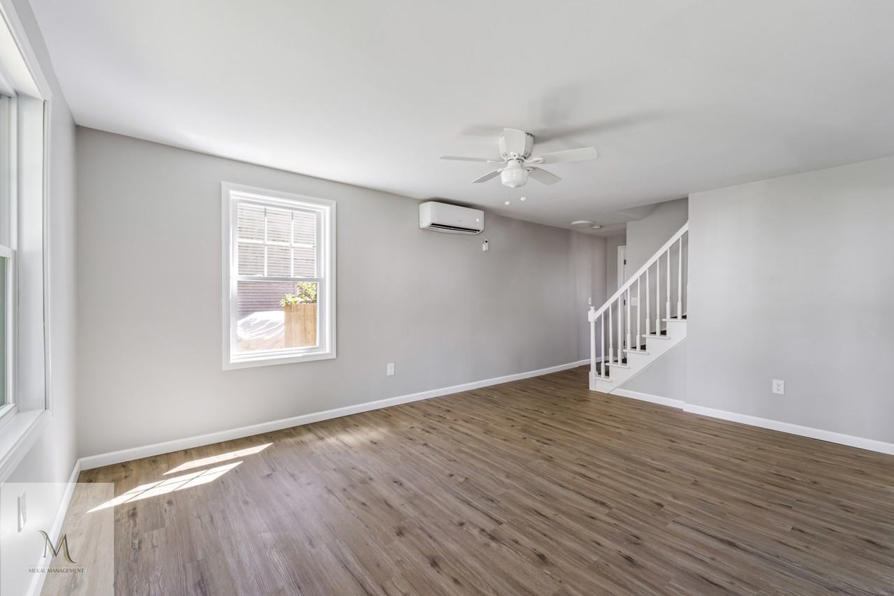 82 Jardine Street - Photo 2 of 13