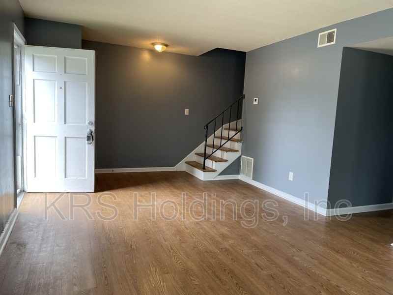 3329 Weeping Willow Lane - Photo 4 of 21