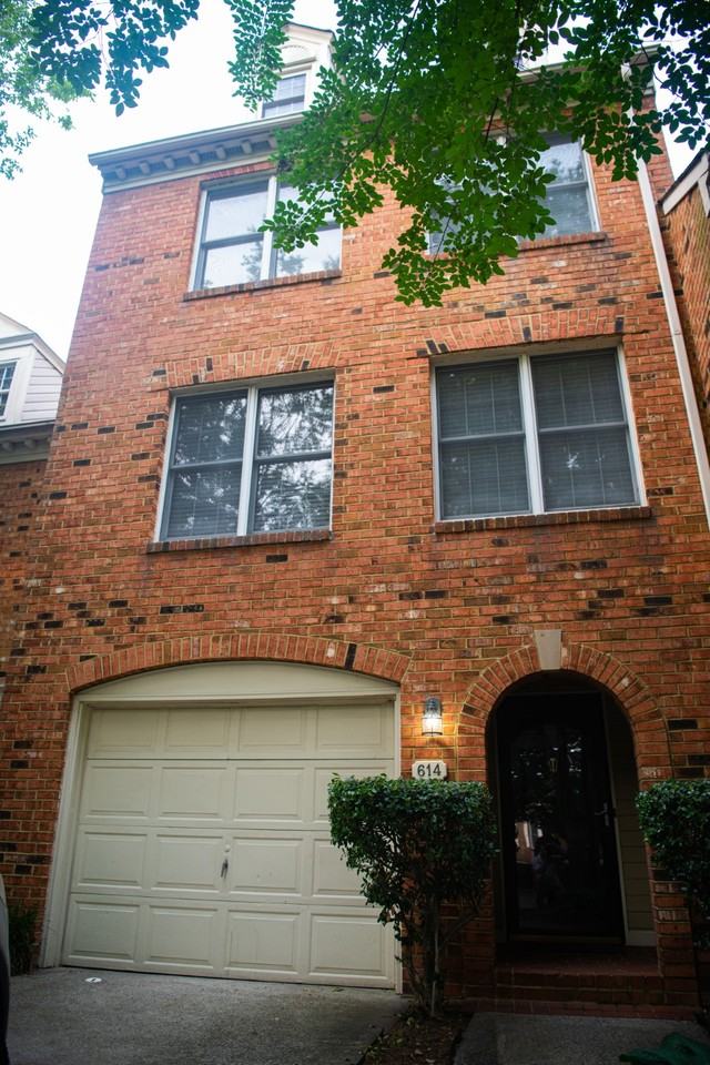 614 Guy Ln #NA - Photo 2 of 29