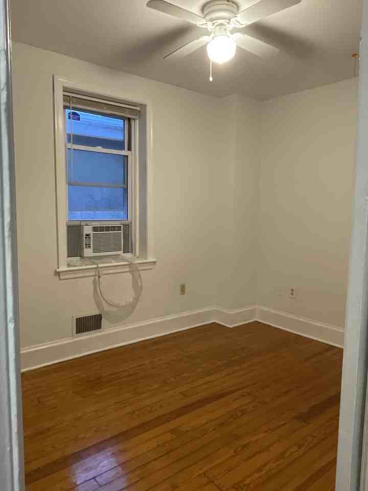 143 Summit Ter #143 - Photo 2 of 12