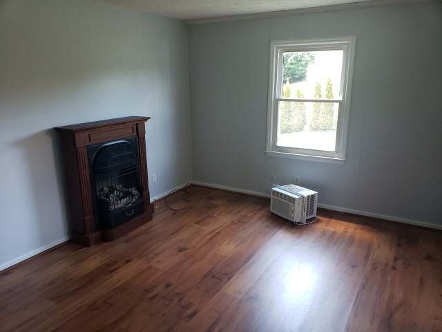 118 Izaak Rd #NA - Photo 3 of 16