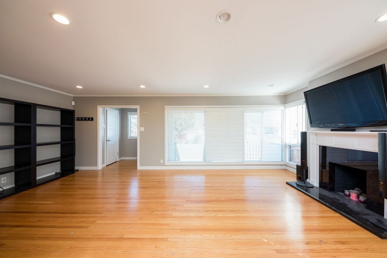 166 Hazelwood Dr #1 - Photo 6 of 22