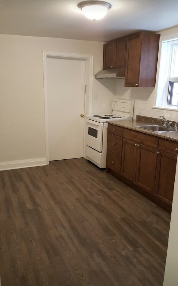 330 Arlington Avenue - Photo 3 of 11