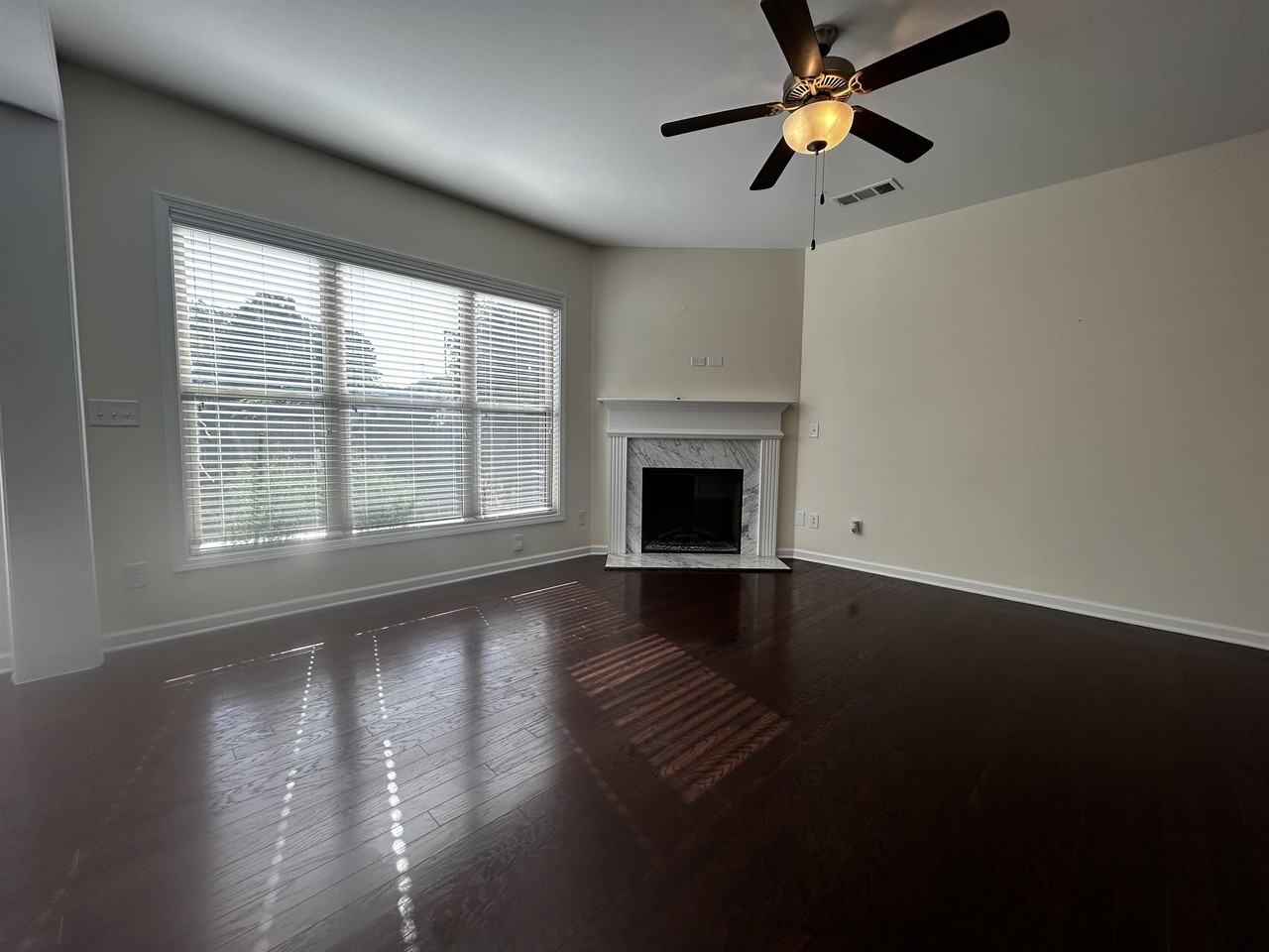 1047 Haley Woods Ct #1 - Photo 3 of 23