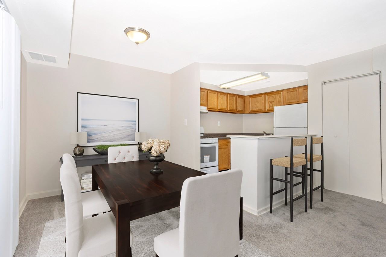 Avenue Apartments - Photo 6 of 37