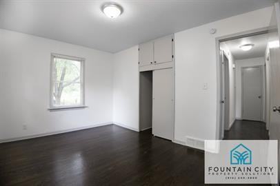 1101 Ne 66th Ter - Photo 3 of 26