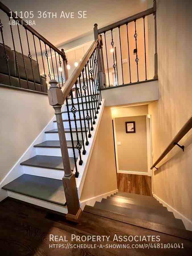 11105 36th Ave Se - Photo 2 of 28