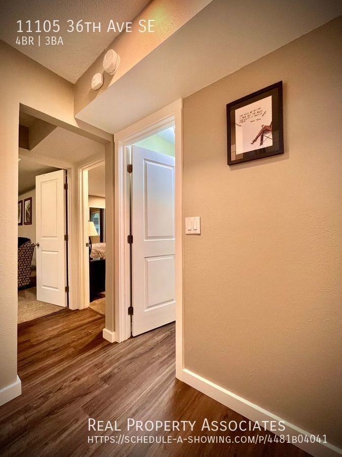 11105 36th Ave Se - Photo 3 of 28