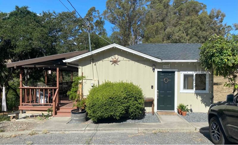 860 Grandview Rd - Photo 2 of 18