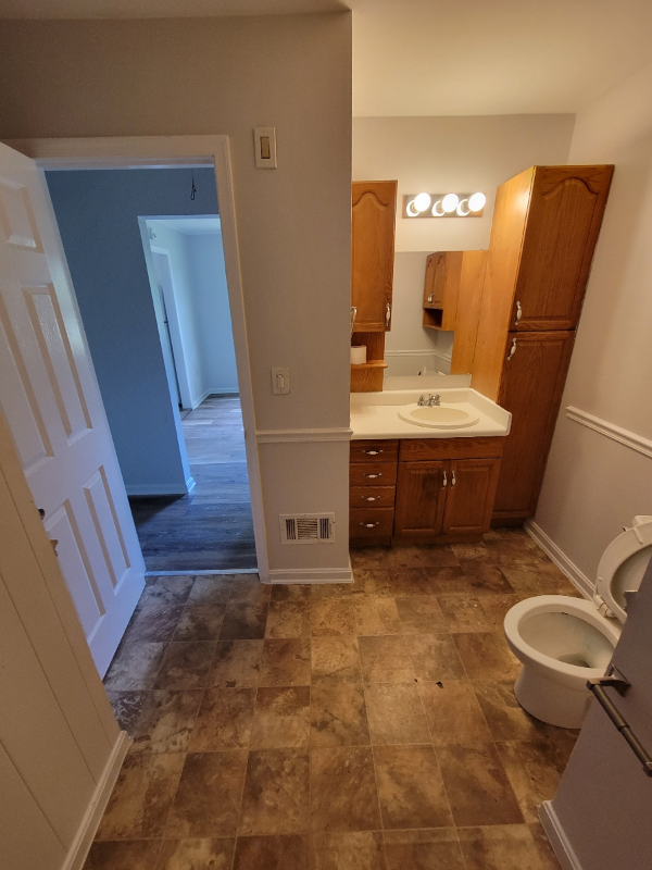 1472 Berger St - Photo 7 of 15