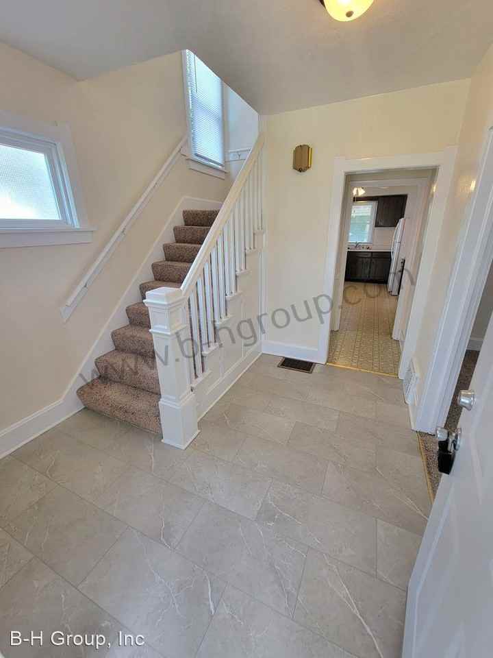 7433 14th Ave - Photo 2 of 38