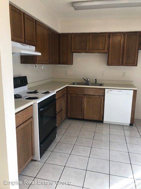 609 E Copper Ave - Photo 2 of 9