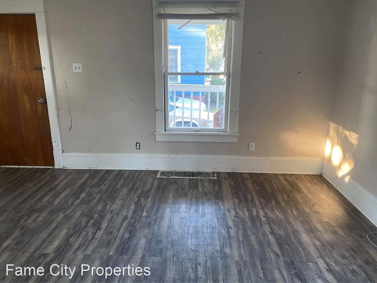 1622 Bernice Ct Ne - Photo 2 of 4