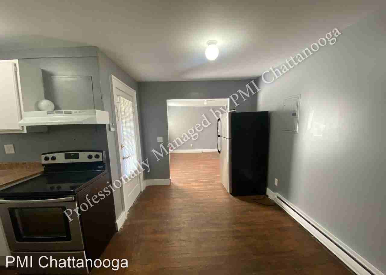 32 Woodlawn dr - Photo 3 of 7