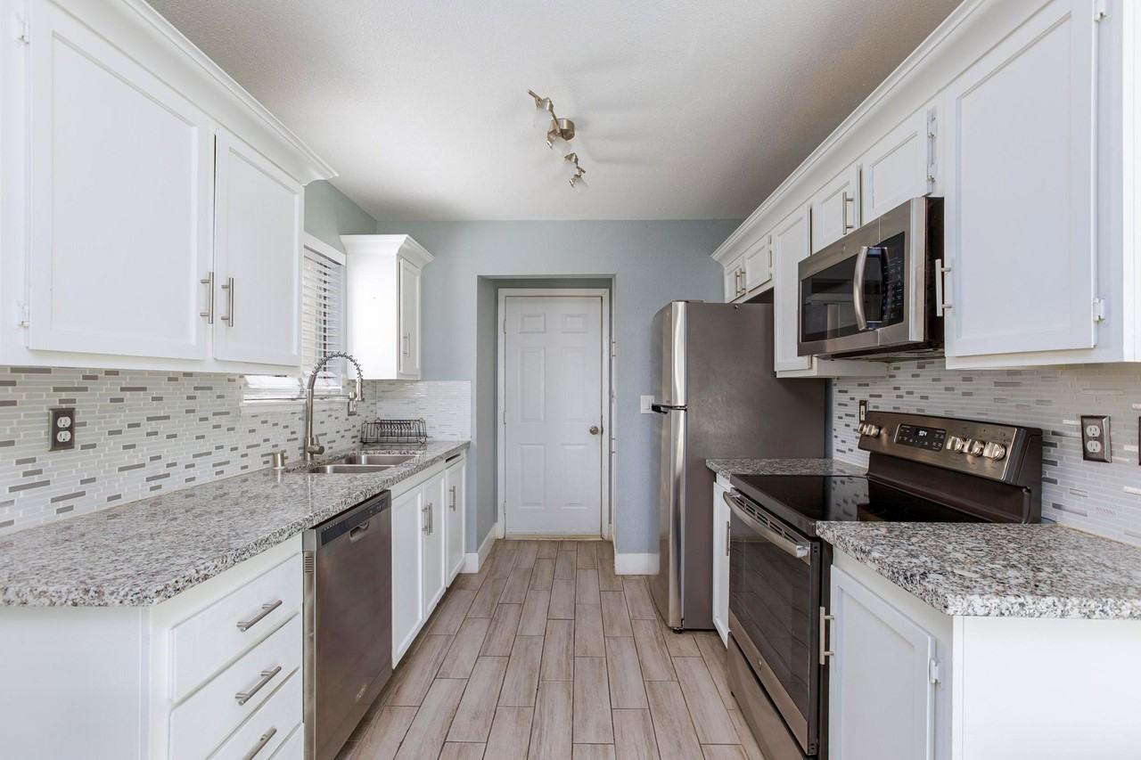 Trueno Rd - Photo 7 of 19