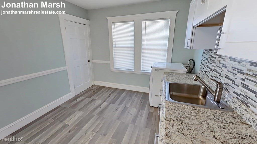 75 Forest Hills St #3-3 - Photo 3 of 12