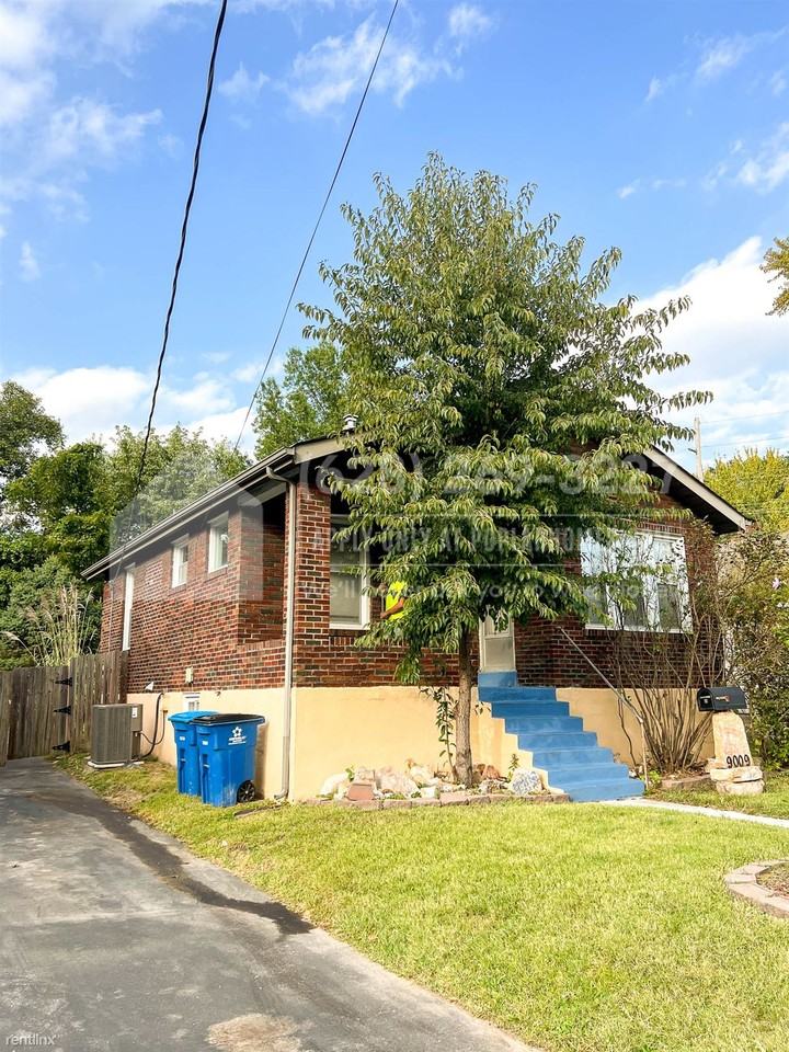 9009 Argyle Ave - Photo 2 of 20