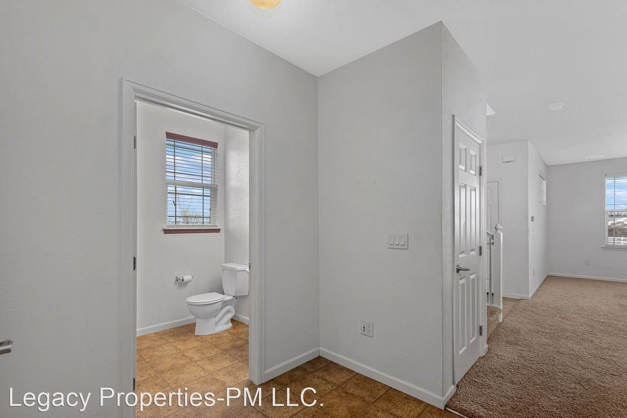 1769 S Buchanan Cir - Photo 3 of 29