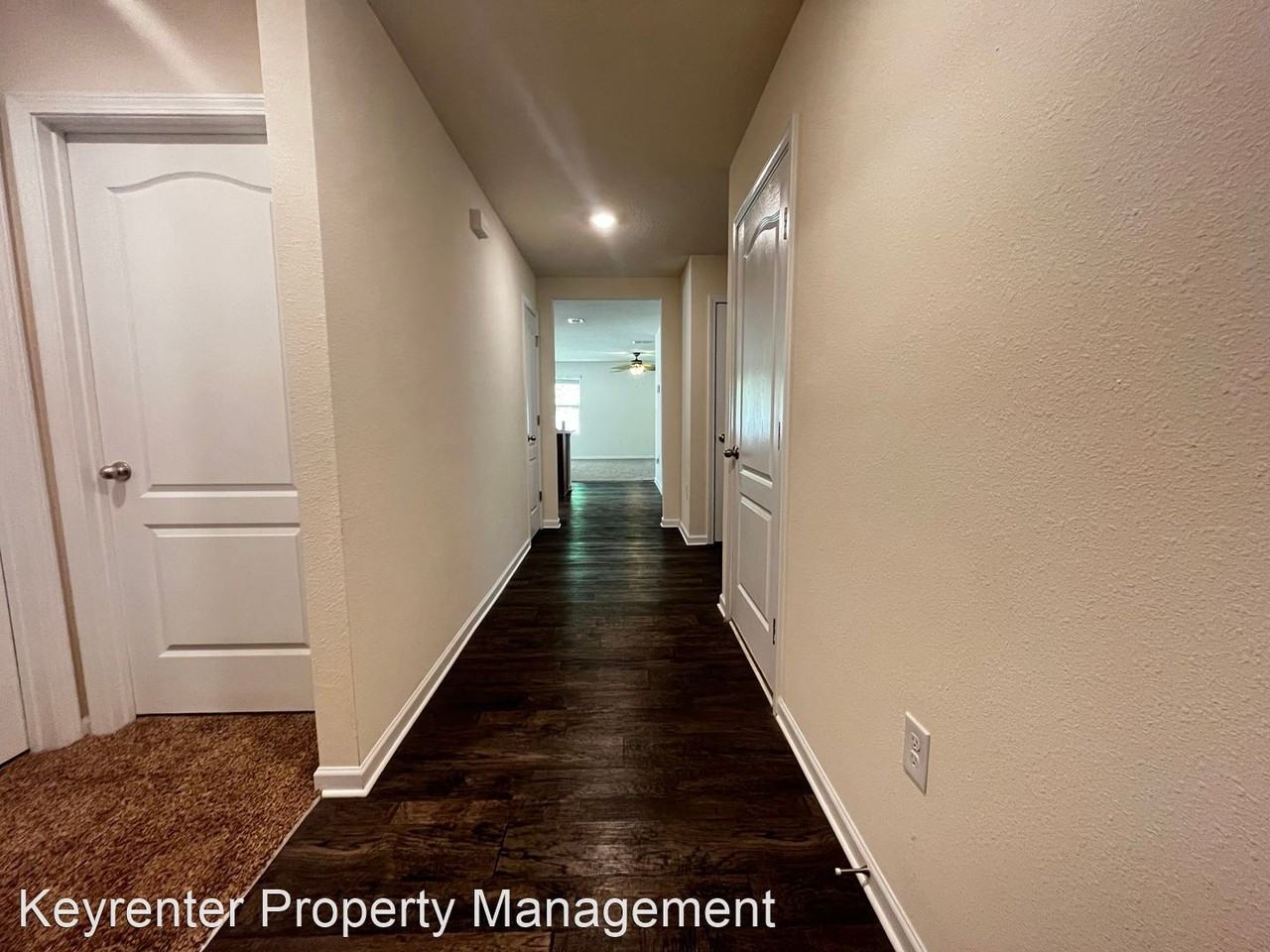 9015 Tahoe Ln - Photo 3 of 30