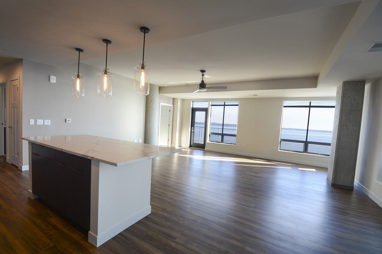 151 E Wilson - Photo 7 of 27