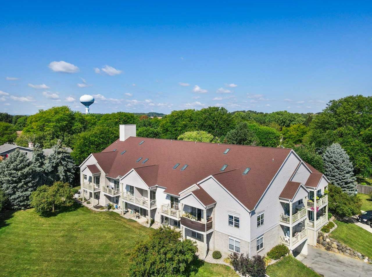 Orchid Knoll Apartments - Photo 7 of 37