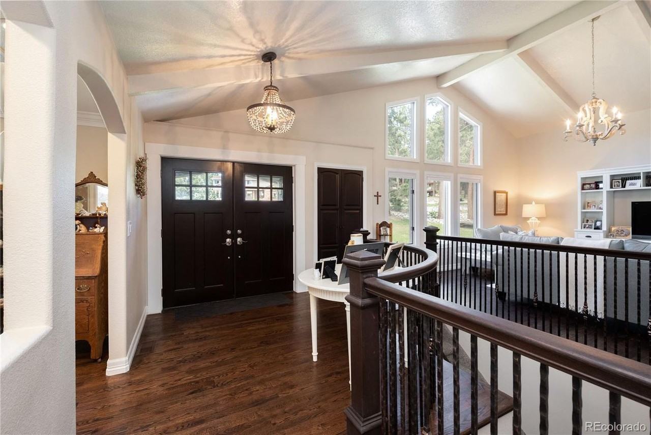 255 Woodmoor Dr #NA - Photo 2 of 18