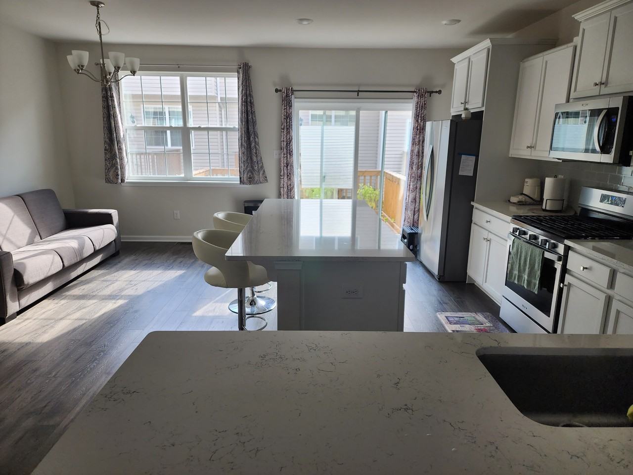 605 W International Rd #605 - Photo 3 of 8