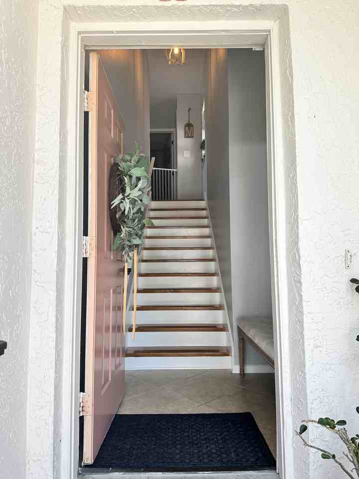 500 Santa Cruz Pl Ne #H - Photo 2 of 11
