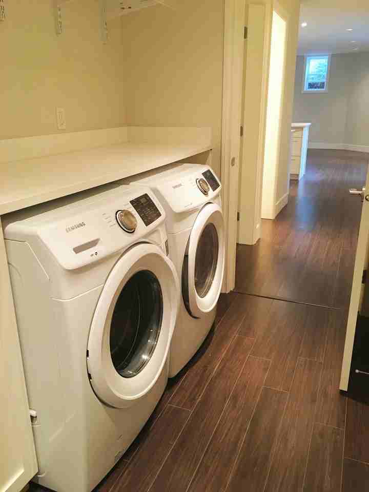 4817 Baytree Crt - Photo 3 of 7