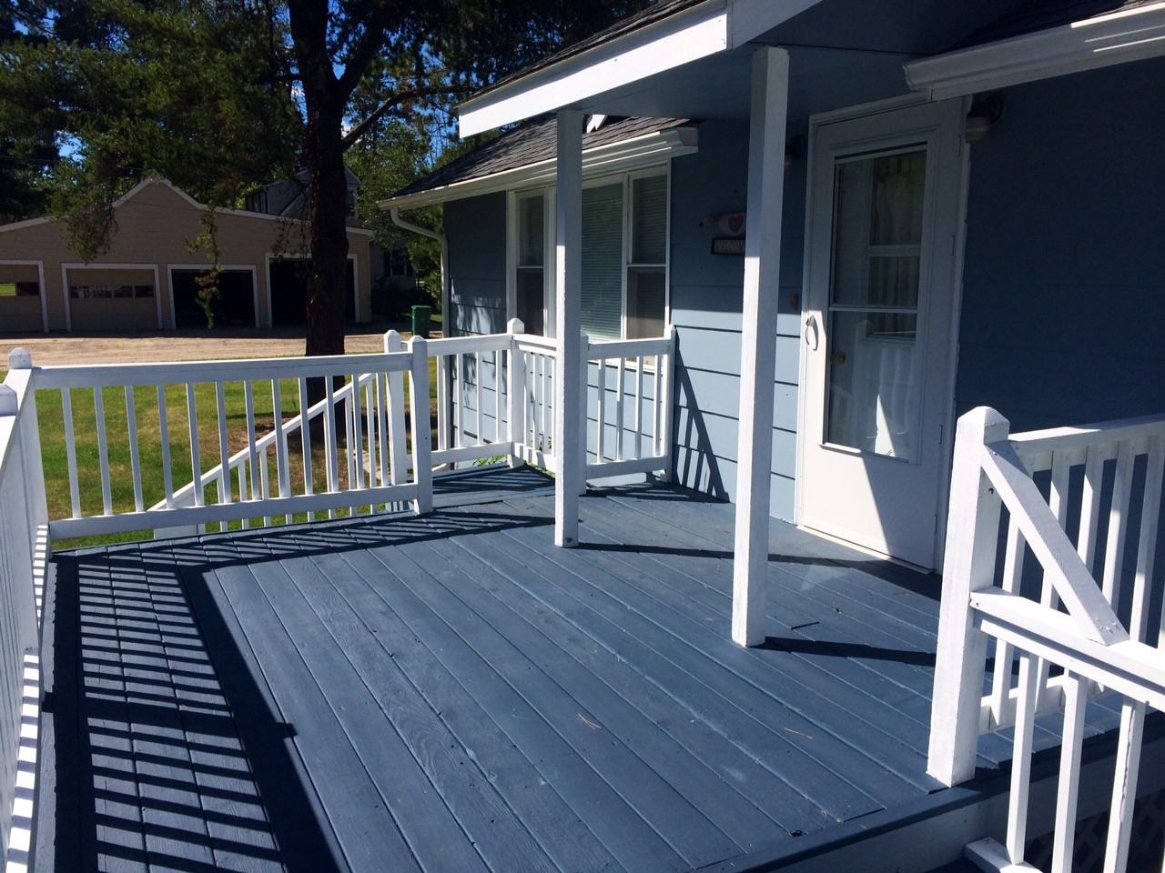 402 SW 8th Ave - Photo 2 of 14