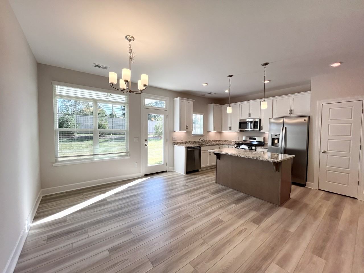 314 Hollenbeck Pl #1 - Photo 2 of 12