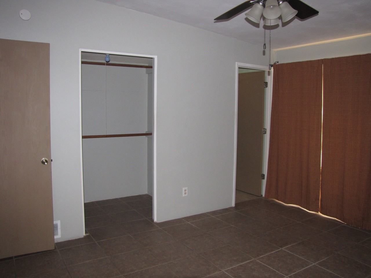 3024 W Verona Pl - Photo 3 of 15