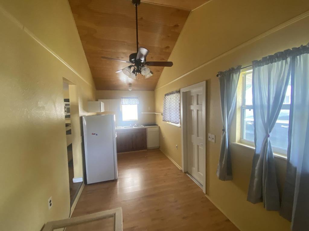 20814 W Pennsylvania Ave - Photo 3 of 9