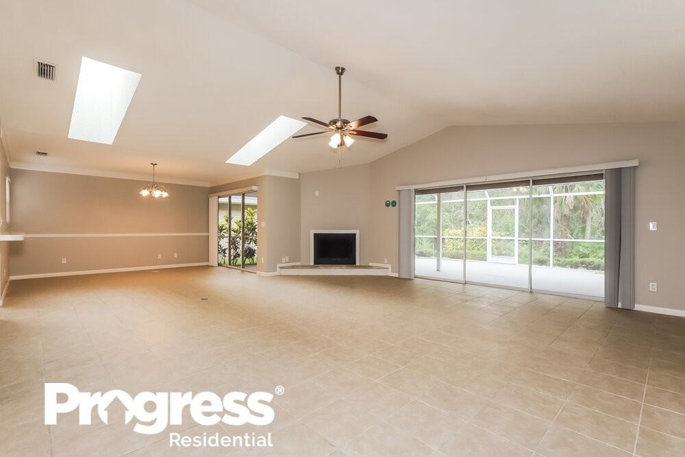 3444 Brookridge Ln - Photo 3 of 16