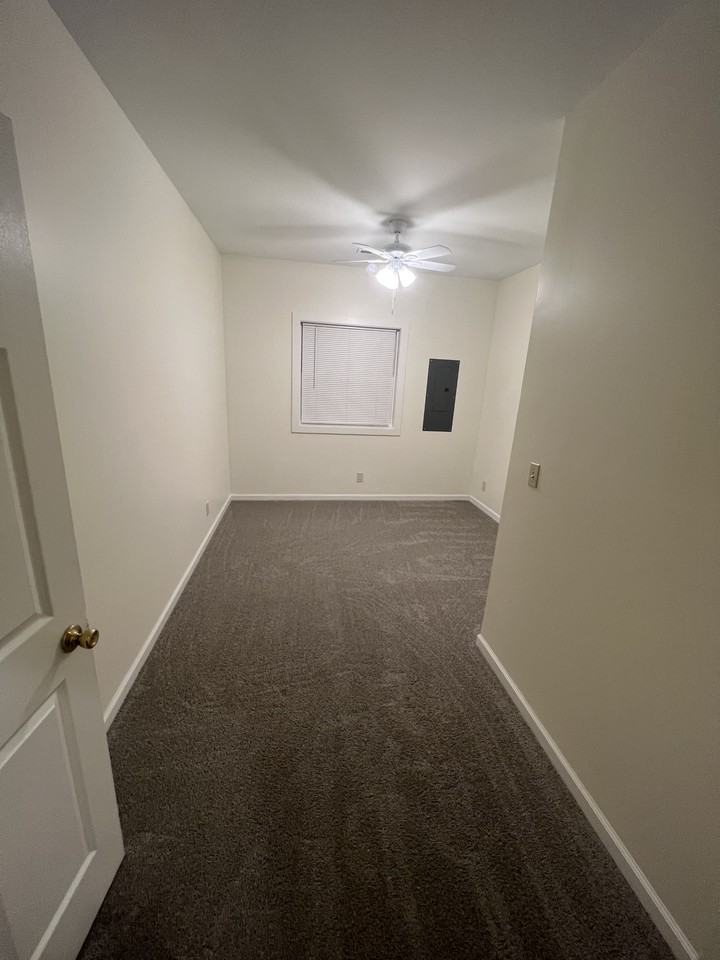 122 Chestnut St Unit A #NA - Photo 2 of 8